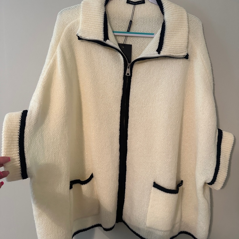 Do Everything in Love Cream and Black Poncho